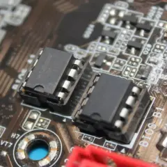 Jak włączyć BIOS w Windows 10 i uniknąć problemów z konfiguracją