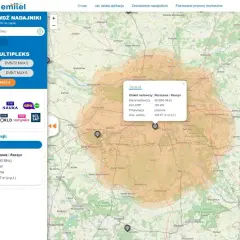 Mapa pokazuje zasięg nadajnika naziemnej telewizji cyfrowej. Widoczny jest obiekt nadawczy Warszawa/Raszyn, kanał 48, moc 100 kW.