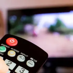 Jak przywrócić kanały w telewizorze i uniknąć problemów z odbiorem