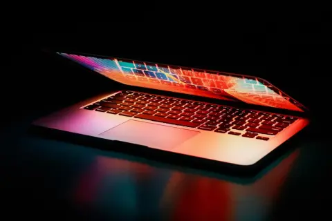 Najlepsze laptopy do 4000 zł – idealne rozwiązania dla każdego użytkownika