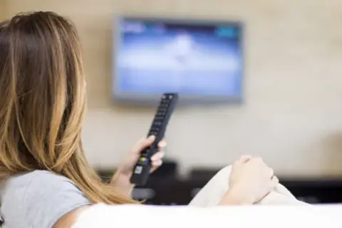 Jak sprawdzić czy telewizor ma DVB-T2 Philips i uniknąć problemów z odbiorem