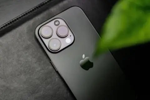 Jak odblokować iPhone bez komputera i odzyskać dostęp bez danych
