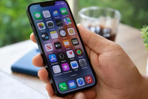 Jak włączyć mms w iphone i uniknąć problemów z wiadomościami