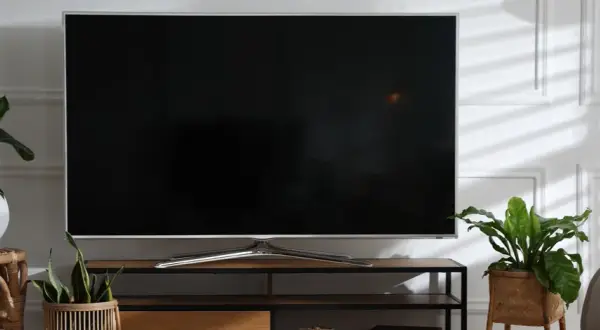 Co zrobić gdy telewizor sam się wyłącza i włącza – 10 skutecznych rozwiązań