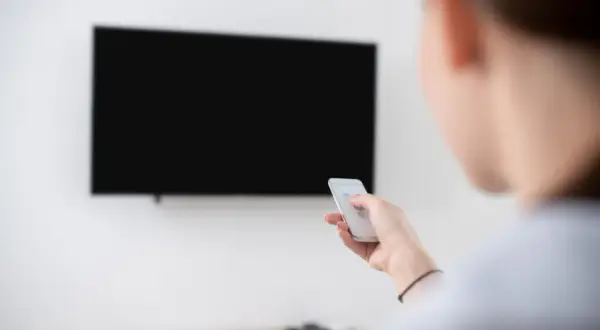Jak naprawić telewizor - skuteczne sposoby na rozwiązanie problemów