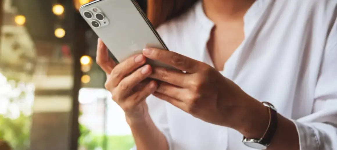 Jak przesłać obraz z iPhone na TV - proste metody bez problemów